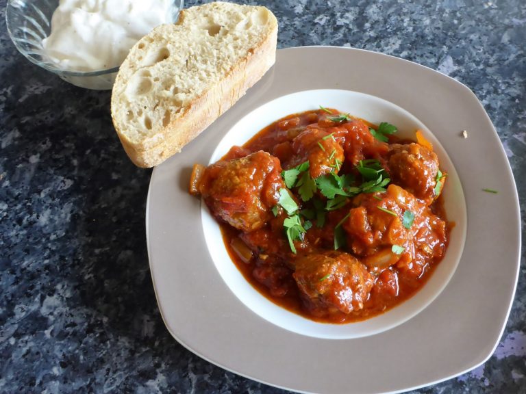 Spanish Meatballs in Tomato Sauce Ester kocht