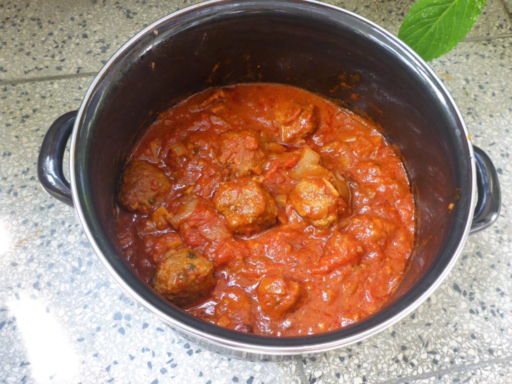 Spanish Meatballs in Tomato Sauce Ester kocht