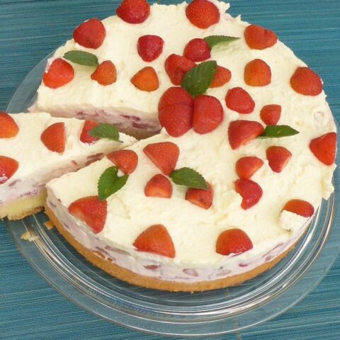 German Strawberry Cream Cake 