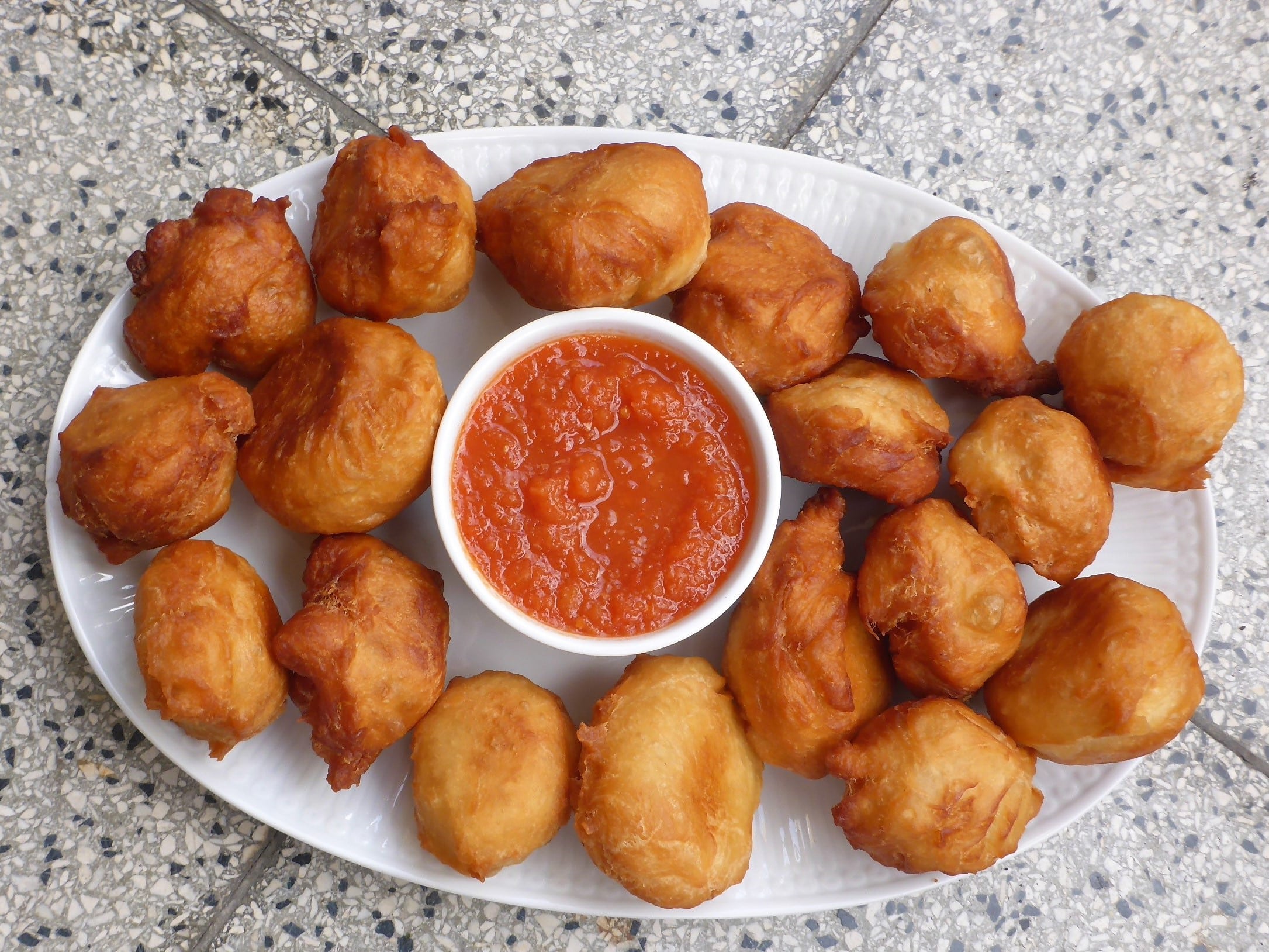 Namibische Fat cakes (in Fett gebratene Teigbällchen) Rezept Ester kocht