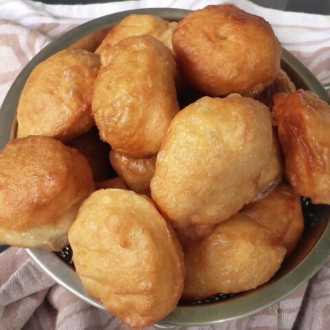 Namibian Fat Cakes (fried dough) Recipe