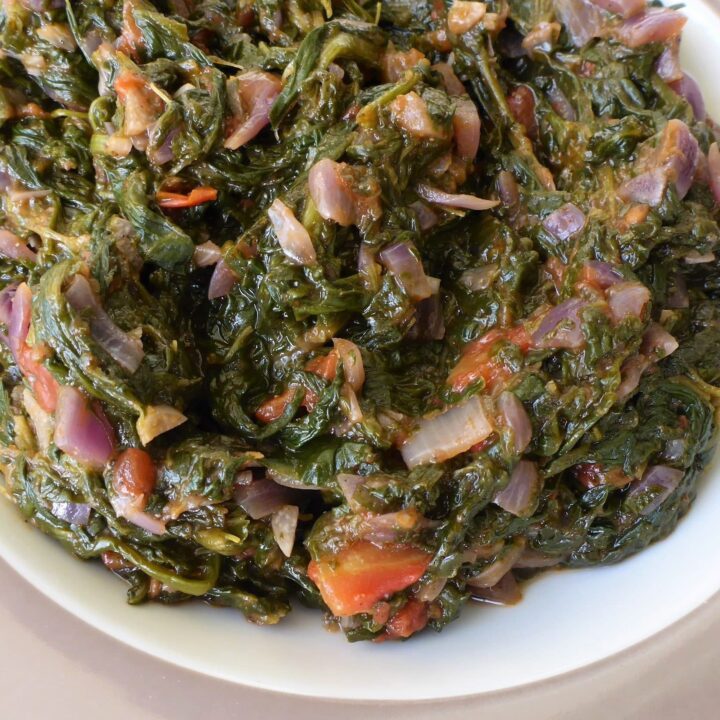Namibisches Spinat Ragout (Ombidi)