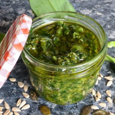 How To Make Wild garlic Pesto