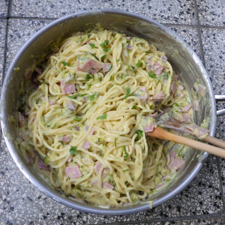 Pasta With Zucchini Sauce