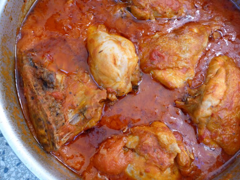 Chicken With Tomato Sauce Recipe