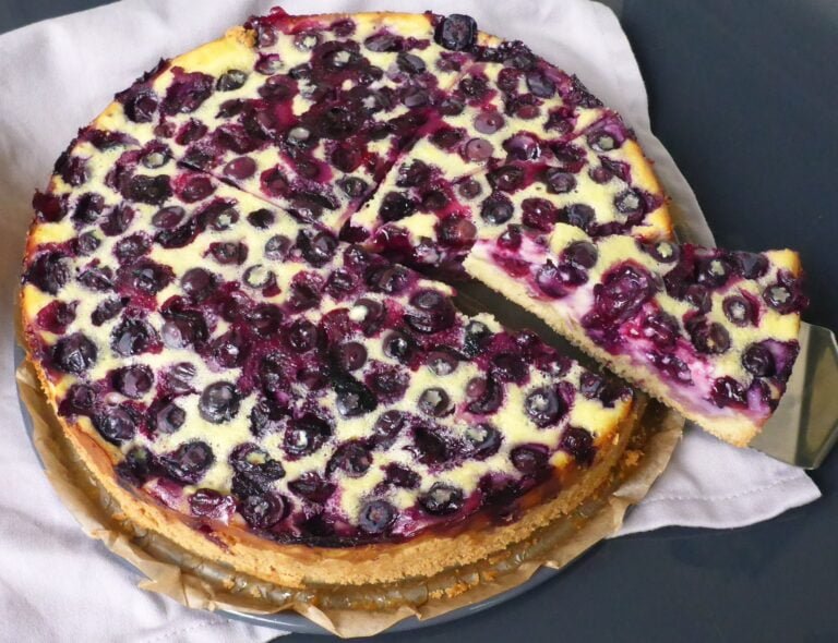 Easy German Blueberry Cheesecake