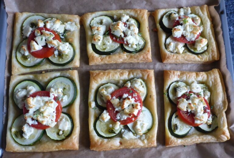 Puff Pastry Tartlets With Zucchini