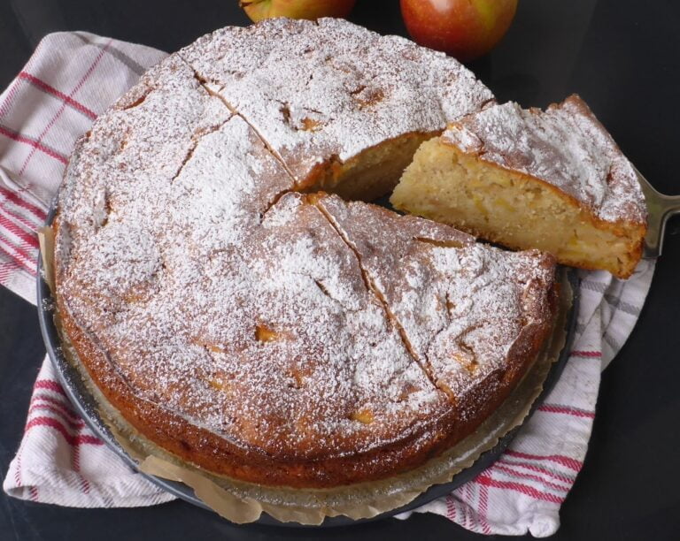 Italian Apple Cake
