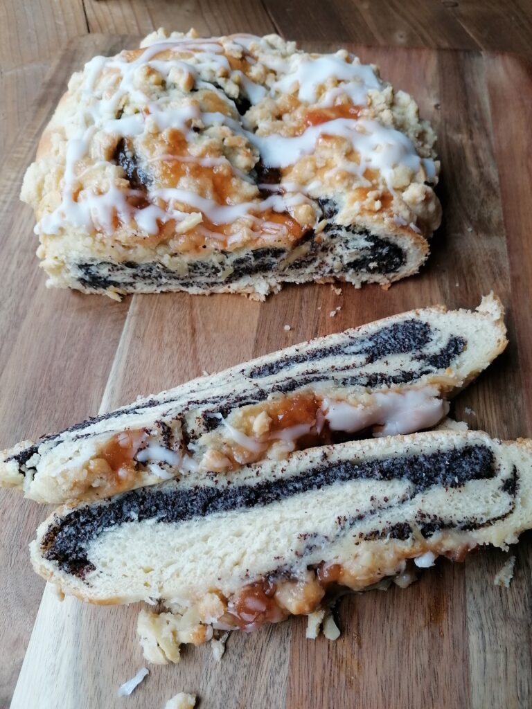 Mohnstriezel Rezept
