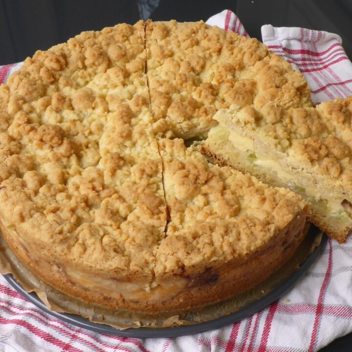 German rhubarb cake with vanilla cream and crumble