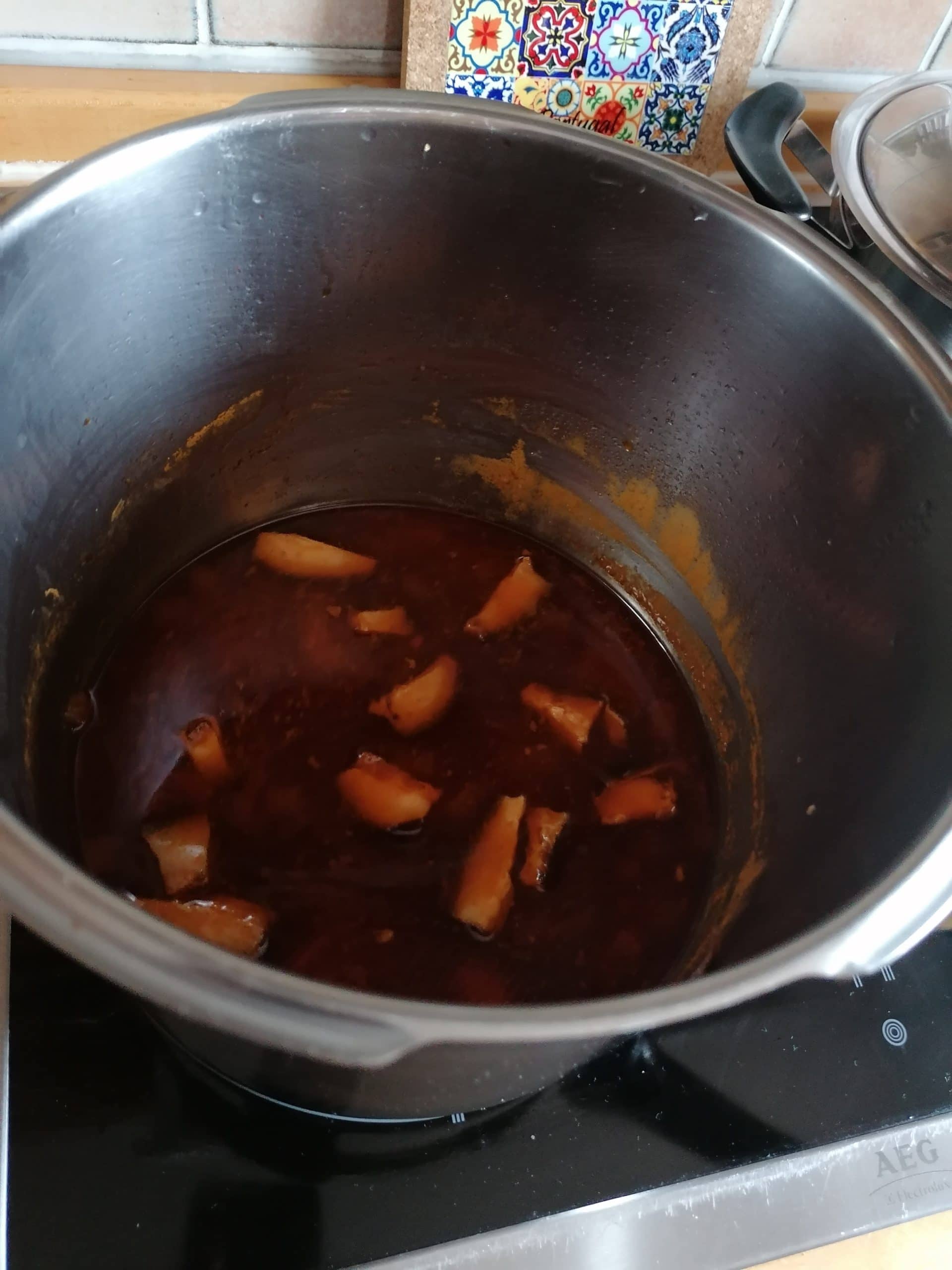 Cremige Sauce für Braten selber machen