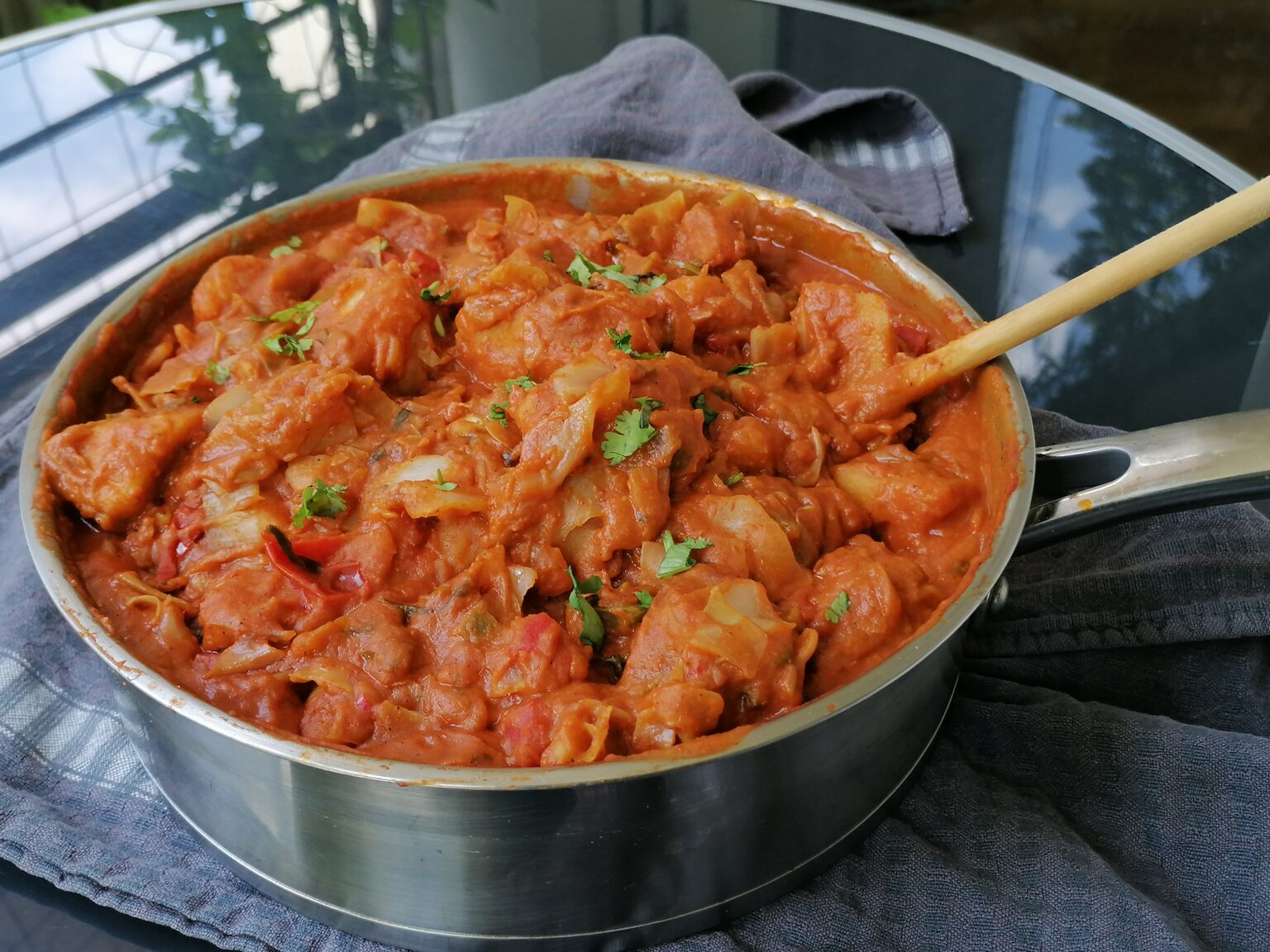 Veganer afrikanischer Erdnusseintopf - Ester kocht