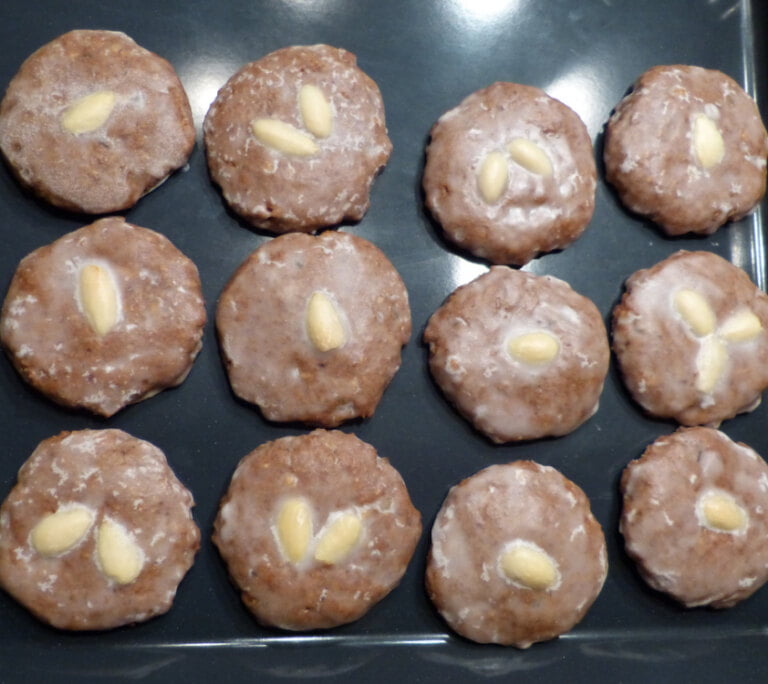 Saftige Lebkuchen Rezept - Ester kocht