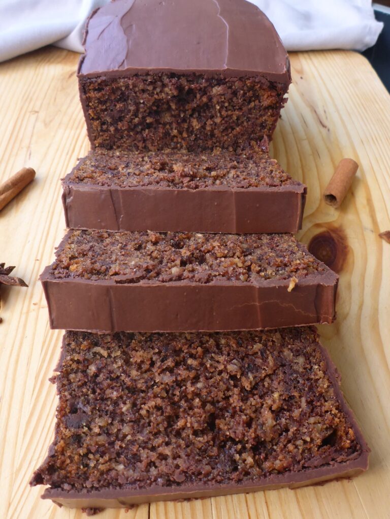 German Chocolate Spice Cake (Gewuerzkuchen)