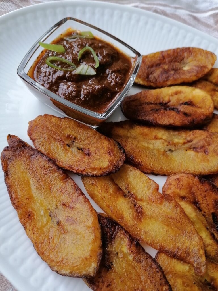 Gebratene Kochbananen Rezept afrikanisch