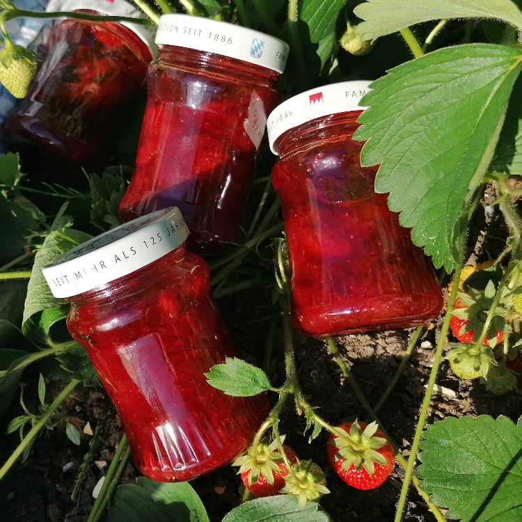 Erdbeermarmelade Stückig