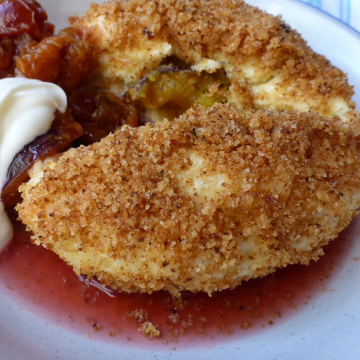 German plum dumplings (Zwetschgenknödel)