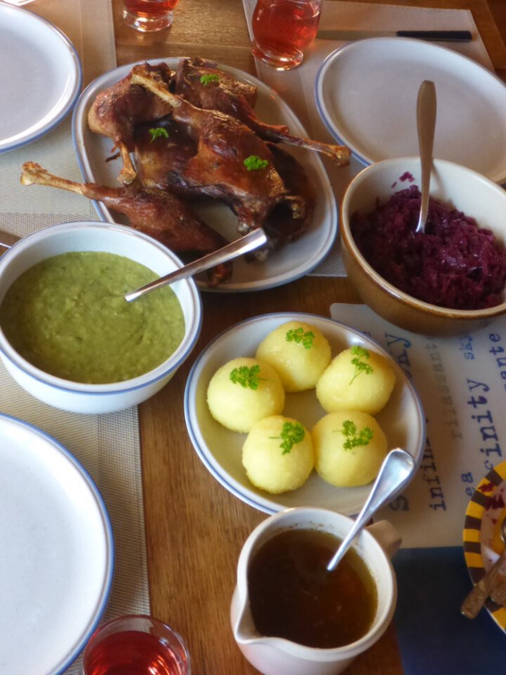 German Savoy Cabbage Puree (Wirsing) Ester kocht