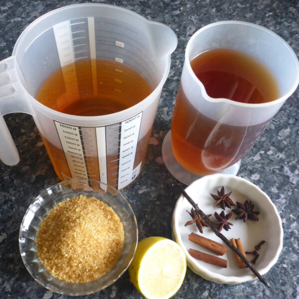 Apfellikör aus Apfelsaft Rezept - Ester kocht Apfellikör aus Apfelsaft Rezept - Ester kocht