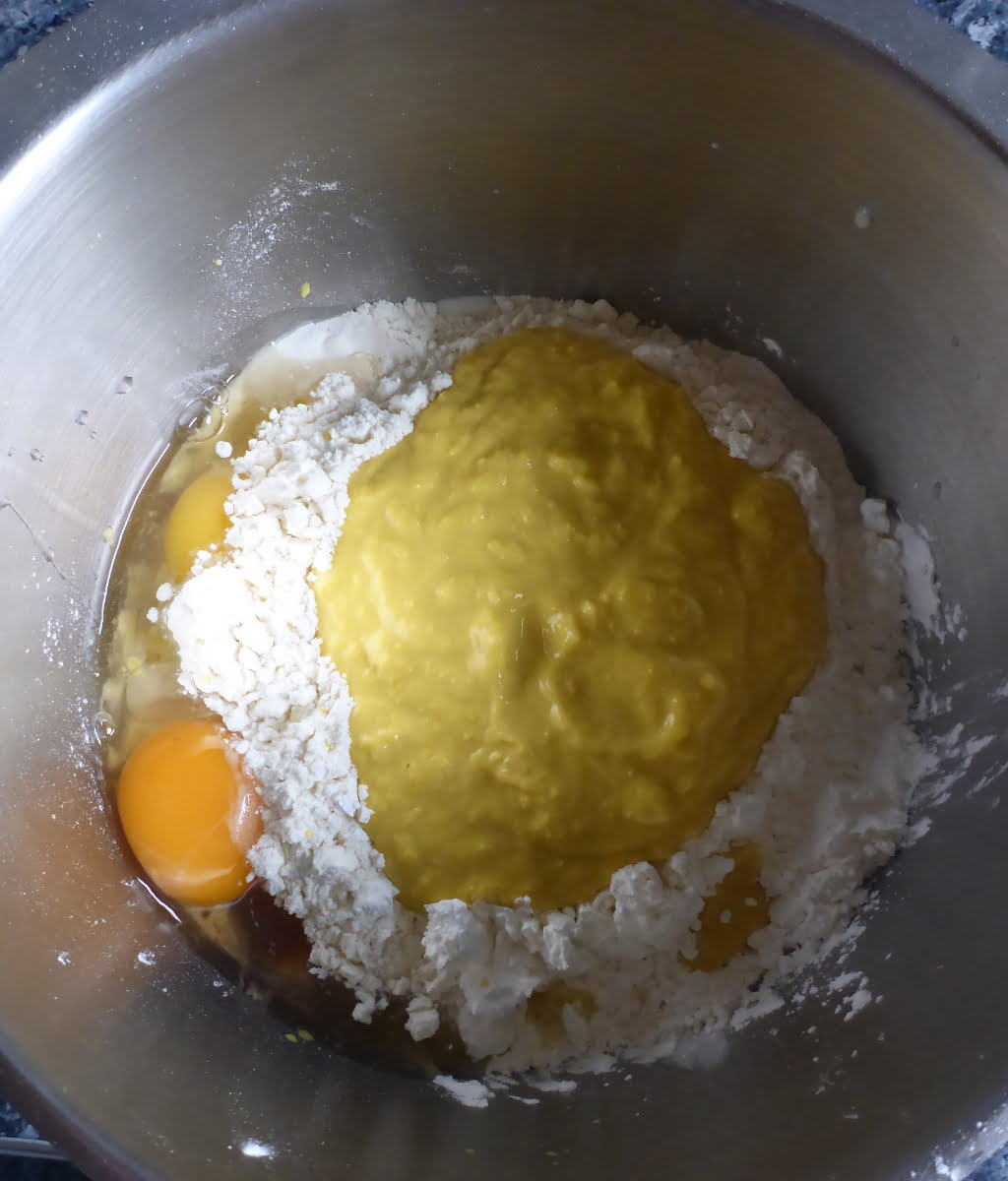 How to make mielie bread. Blended sweetcorn and eggs are added to the bowl with activated yeast.