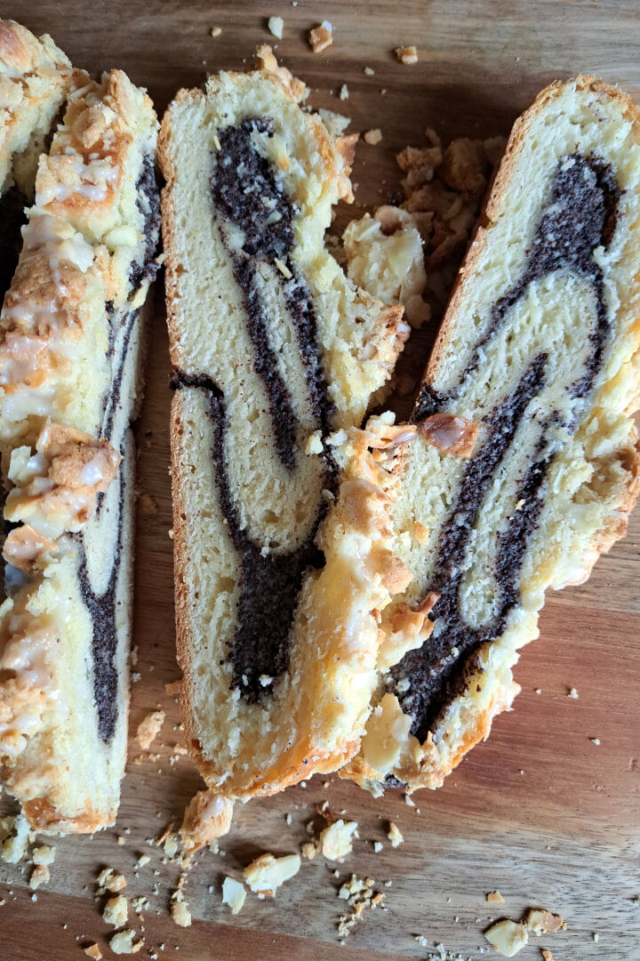 Quick German Poppy Seed Strudel (Mohnstrudel) Ester kocht