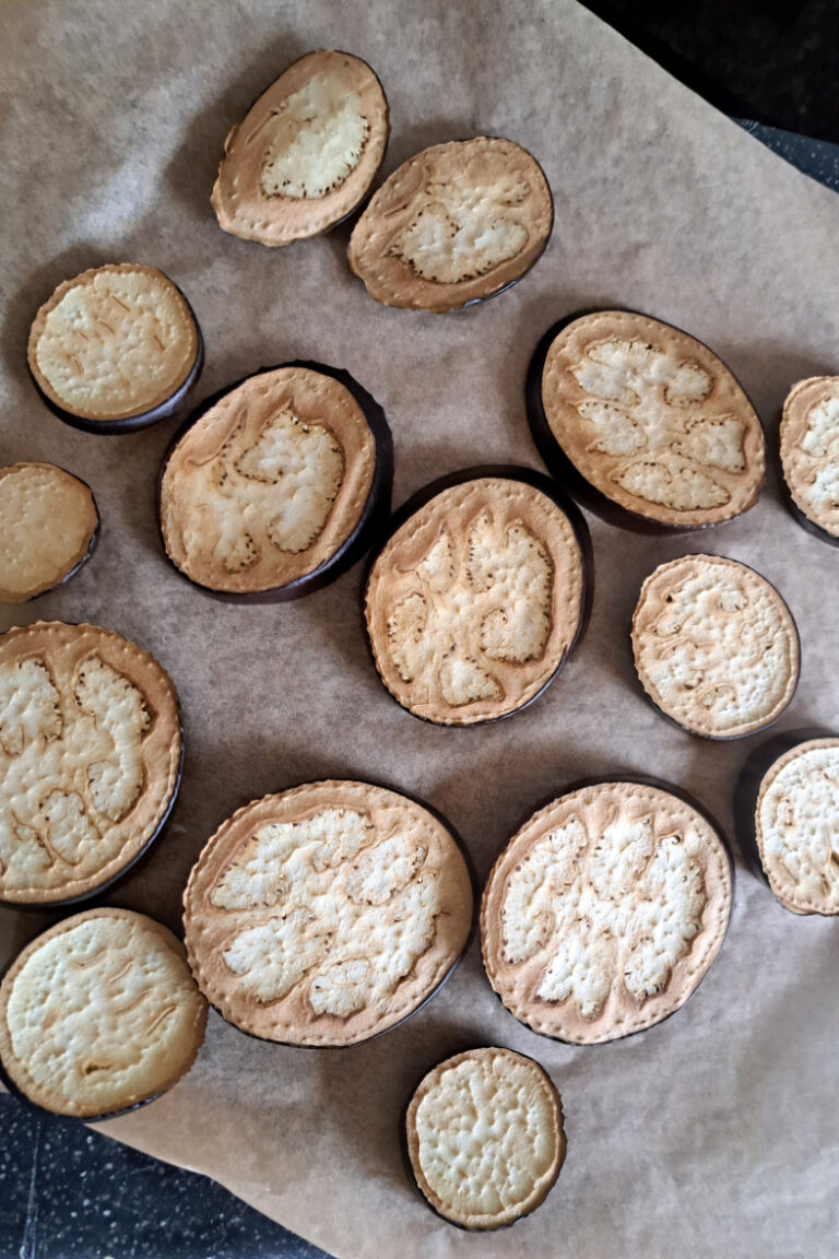 Bärlauchpizza Rezept – vegetarische Pizza mit Pesto statt Tomatensoße ... Bärlauchpizza Rezept – vegetarische Pizza mit Pesto statt Tomatensoße ...